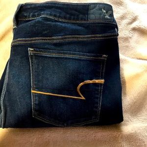 American eagle jeans, like new.